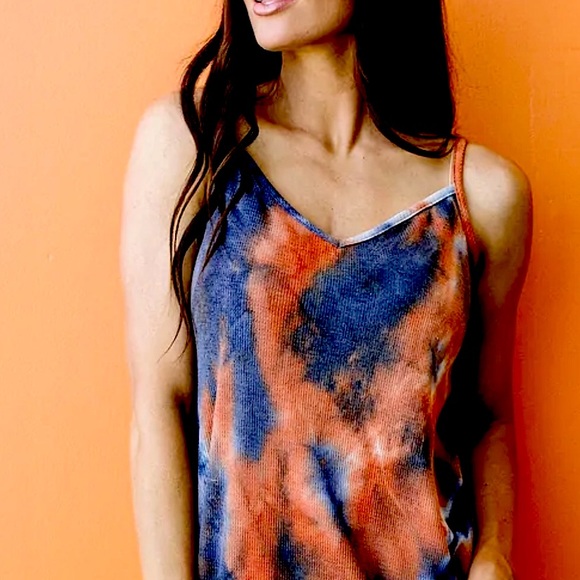 Akira Ombré Dress - Picture 5 of 5